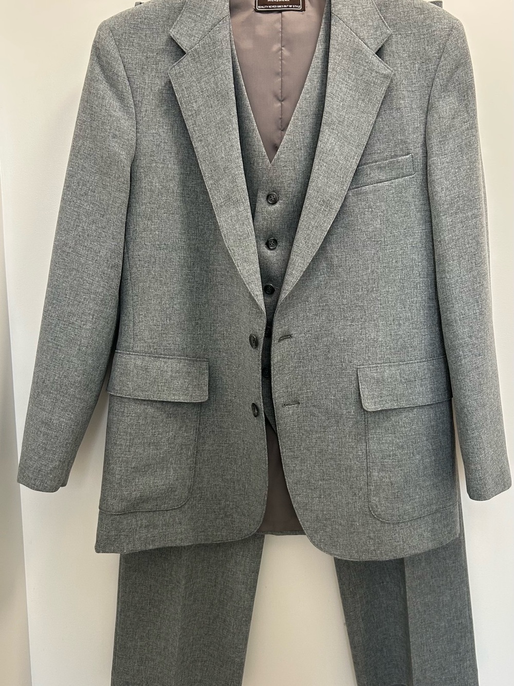 Vintage Levi’s gray Three-Piece Suit - action suit Blazer, Vest & Trousers